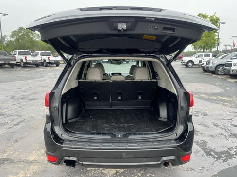 Used 2019 Subaru Forester Limited w/ Popular Package #3 AWD/4WD image 11
