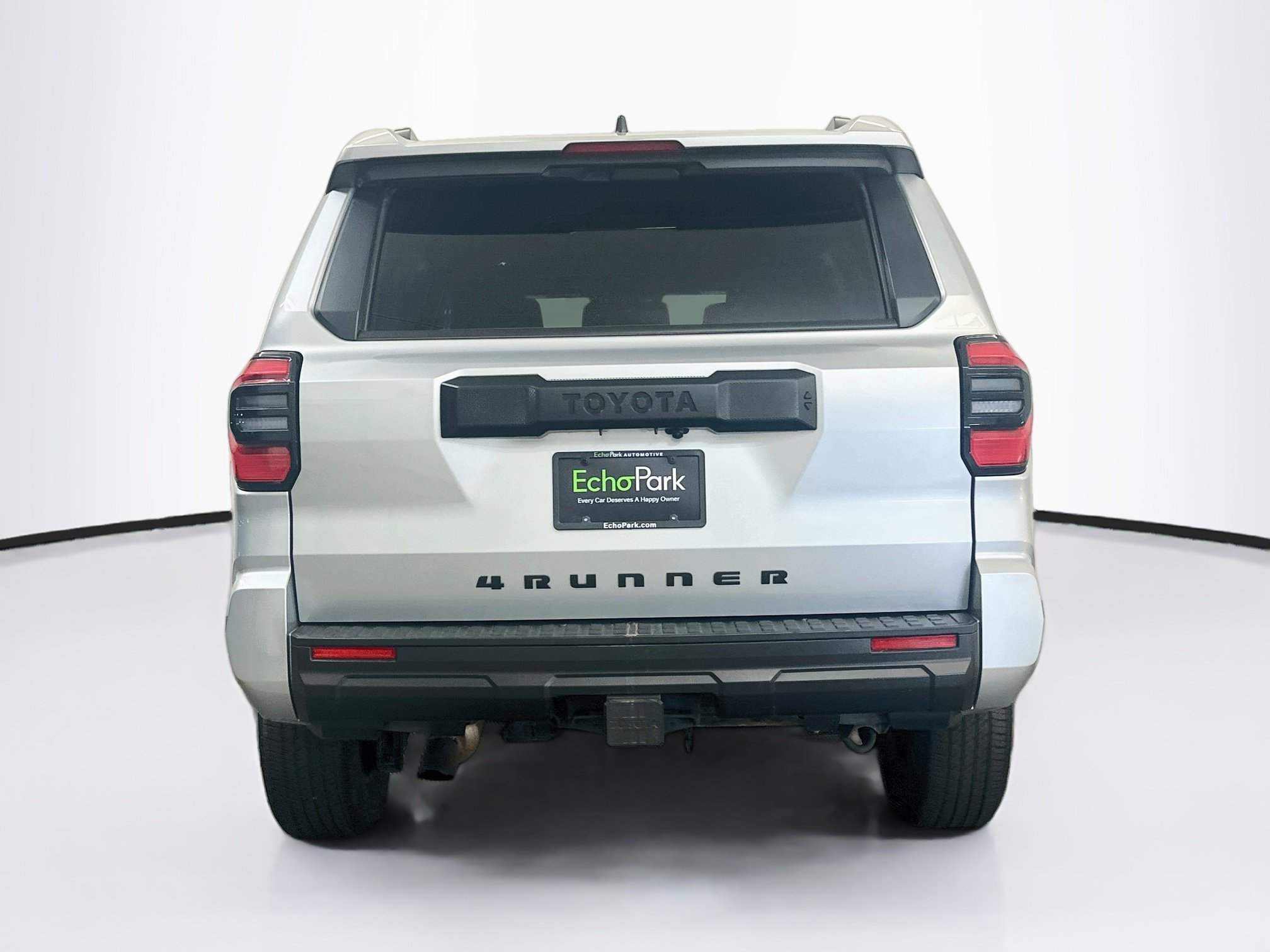 Used 2025 Toyota 4Runner SR5 AWD/4WD image 7