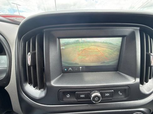 Used 2018 Chevrolet Colorado W/T w/ WT Convenience Package AWD/4WD image 19