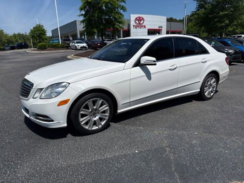 Used 2013 Mercedes-Benz E 350 Sedan image 2