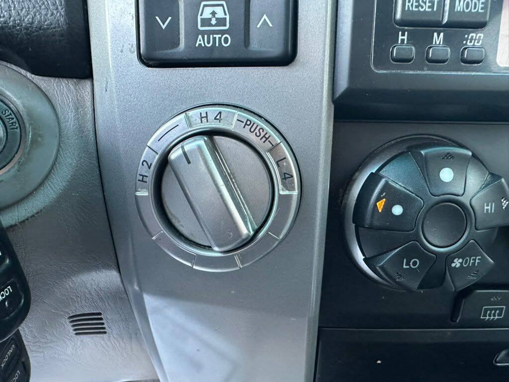 Used 2008 Toyota 4Runner SR5 AWD/4WD image 19