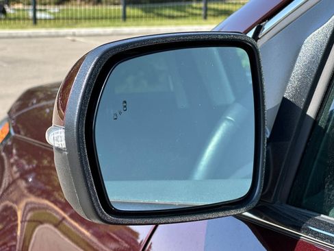 Used 2024 Ford Edge Titanium image 52