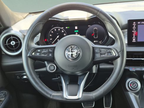 Used 2024 Alfa Romeo Tonale Veloce AWD/4WD image 43