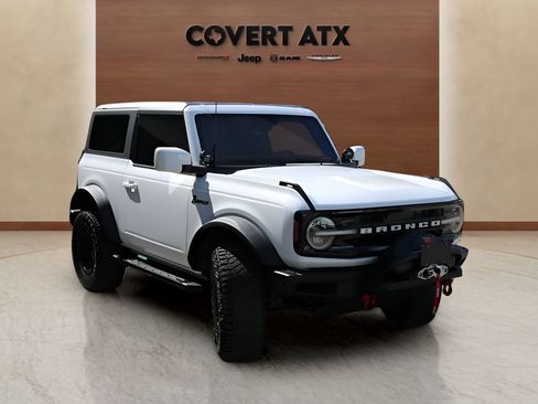 Used 2021 Ford Bronco Outer Banks w/ Sasquatch Package AWD/4WD image 7