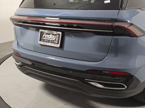 New 2026 Lincoln Nautilus Premier AWD/4WD image 5