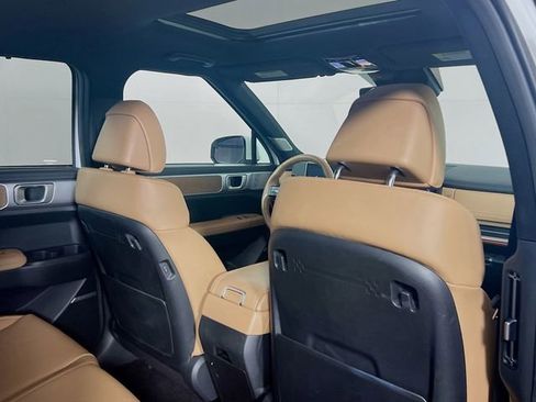 Used 2024 Hyundai Santa Fe Limited image 8