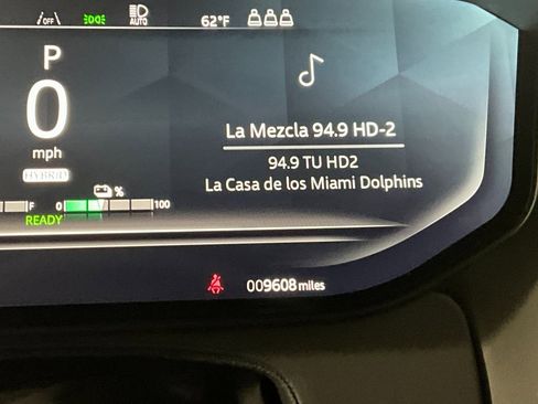 Used 2025 Land Rover Range Rover Sport Dynamic SE image 17