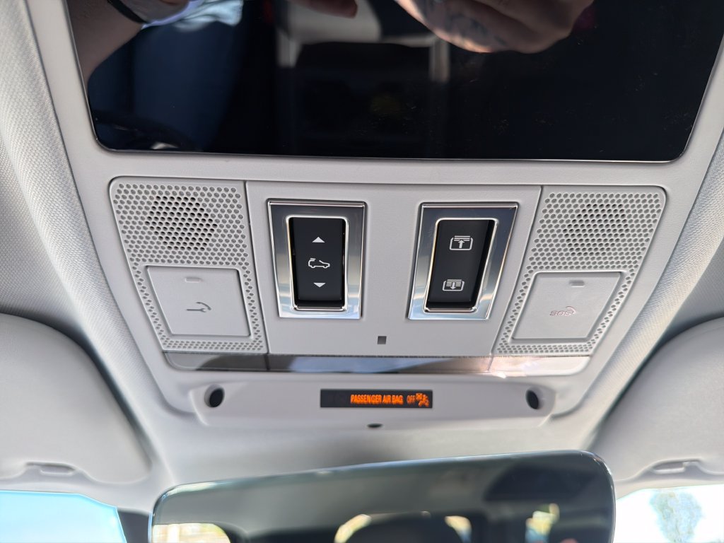 Used 2026 Land Rover Defender 110 S AWD/4WD image 30