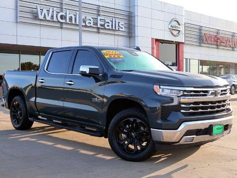 Used 2025 Chevrolet Silverado 1500 LTZ AWD/4WD image 1
