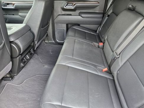 Used 2025 GMC Sierra 1500 SLT AWD/4WD image 28