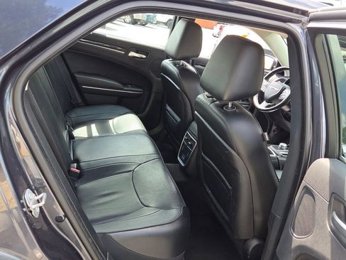 Used 2017 Chrysler 300 C w/ Safetytec Plus Group RWD image 14