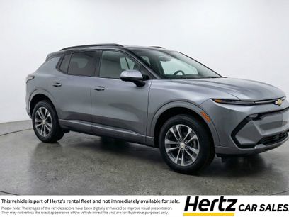 Used 2025 Chevrolet Equinox LT