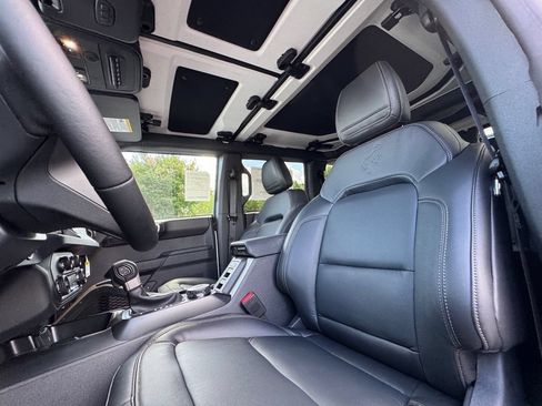 New 2025 Ford Bronco Badlands AWD/4WD image 16