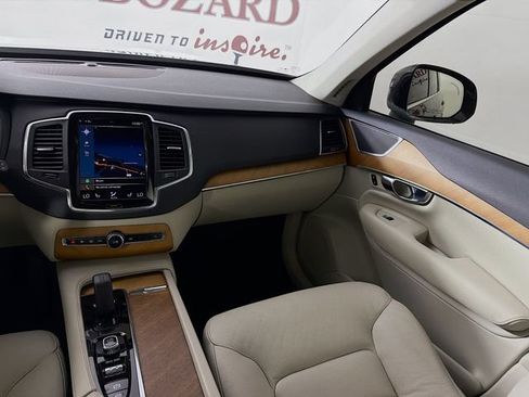 Used 2021 Volvo XC90 T8 Inscription Expression w/ Protection Package Premier AWD/4WD image 28