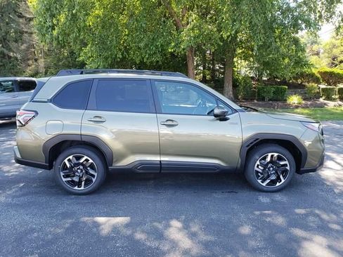 New 2026 Subaru Forester Premium AWD/4WD image 2
