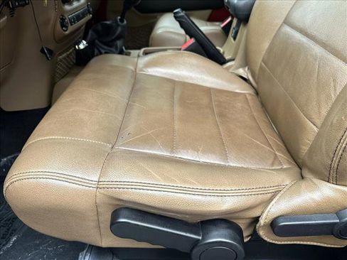 Used 2012 Jeep Wrangler Sahara w/ Connectivity Group image 12