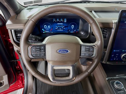 Used 2022 Ford Expedition King Ranch image 13