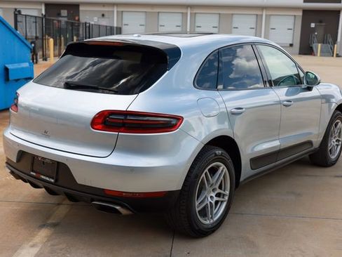 Used 2017 Porsche Macan AWD/4WD image 14