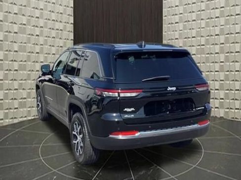 Certified 2025 Jeep Grand Cherokee Limited AWD/4WD image 7