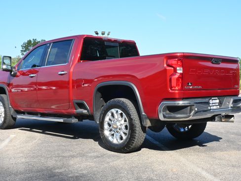 Used 2024 Chevrolet Silverado 2500 LTZ w/ LTZ Plus Package image 7