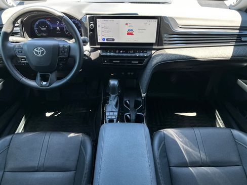 Used 2025 Toyota Camry XLE w/ Premium Package AWD/4WD image 3