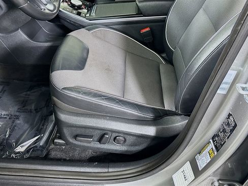Used 2022 Kia Niro EX w/ Cold Weather Package FWD image 24