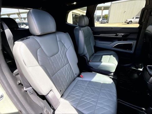 Used 2023 Kia Telluride SX X-Line image 20