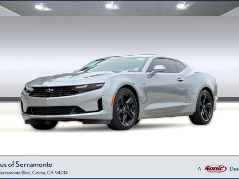 Used 2023 Chevrolet Camaro LT RWD image 1