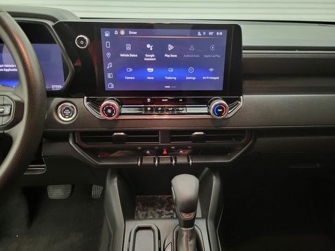 Used 2024 Chevrolet Colorado W/T image 30