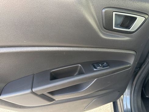 Used 2016 Ford Fiesta ST image 12