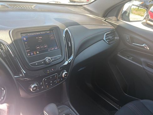 Used 2024 Chevrolet Equinox RS AWD/4WD image 16