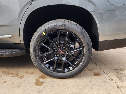 New 2026 GMC Yukon Elevation image 58