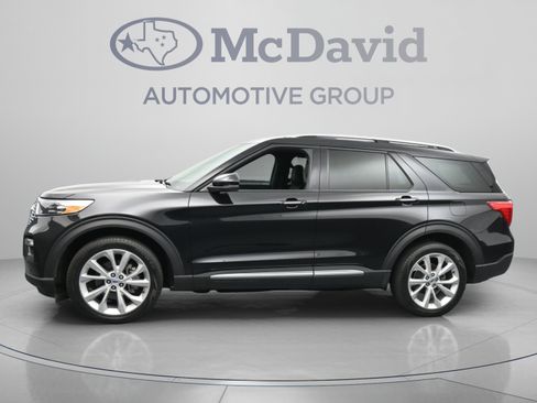 Used 2023 Ford Explorer Platinum w/ Technology Package AWD/4WD image 5