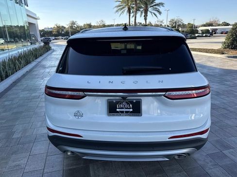 New 2026 Lincoln Corsair Premiere FWD image 3