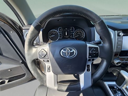Used 2019 Toyota Tundra Platinum AWD/4WD image 23