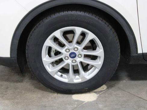 Used 2021 Ford Escape SE w/ Convenience Package FWD image 18
