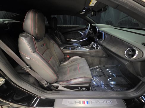 Used 2021 Chevrolet Camaro ZL1 RWD image 2