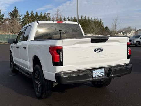 Used 2025 Ford F150 Lightning Pro image 6