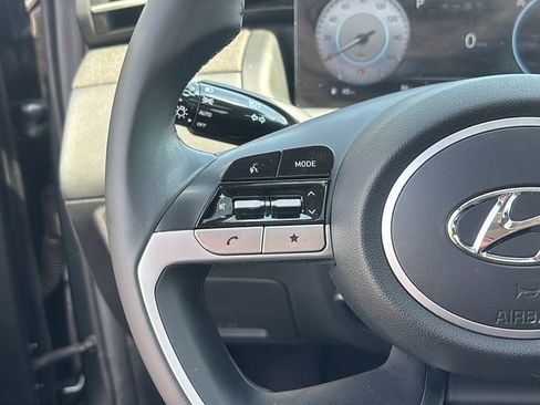 Used 2022 Hyundai Tucson SEL w/ Convenience + Premium Package AWD/4WD image 17