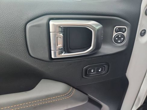 New 2026 Jeep Gladiator Mojave AWD/4WD image 13