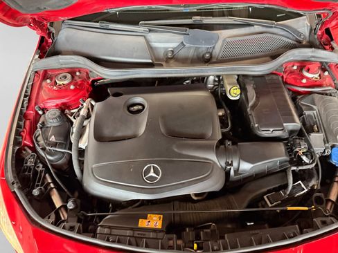 Used 2018 Mercedes-Benz CLA 250 4MATIC image 24
