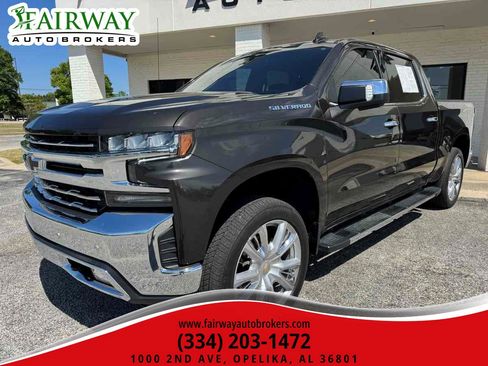Used 2021 Chevrolet Silverado 1500 LTZ w/ LTZ Convenience Package II AWD/4WD image 39