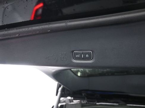 Used 2025 Ford Expedition Max Platinum AWD/4WD image 7