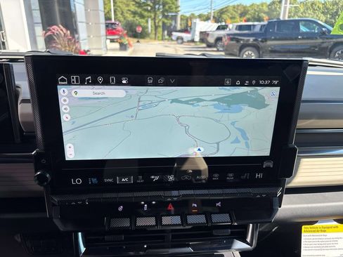 New 2026 GMC Hummer EV 4x4 Crew Cab image 11