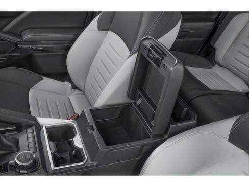 Used 2025 Toyota Tacoma TRD Sport image 12