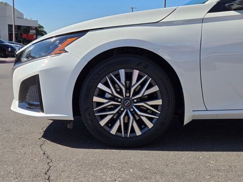 New 2026 Nissan Altima 2.5 SV FWD image 5