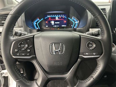 Used 2024 Honda Odyssey EX-L image 18