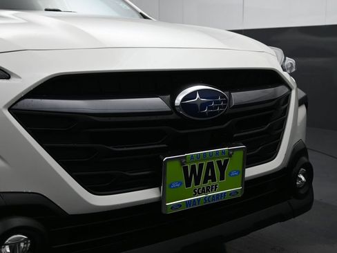 Used 2024 Subaru Outback Premium image 11