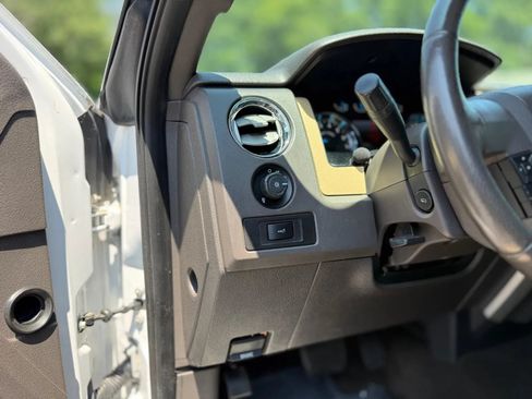 Used 2014 Ford F150 XLT w/ Equipment Group 302A Luxury AWD/4WD image 9