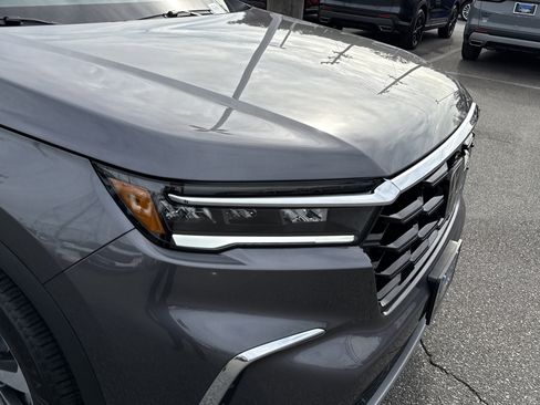 New 2025 Honda Pilot Elite image 11